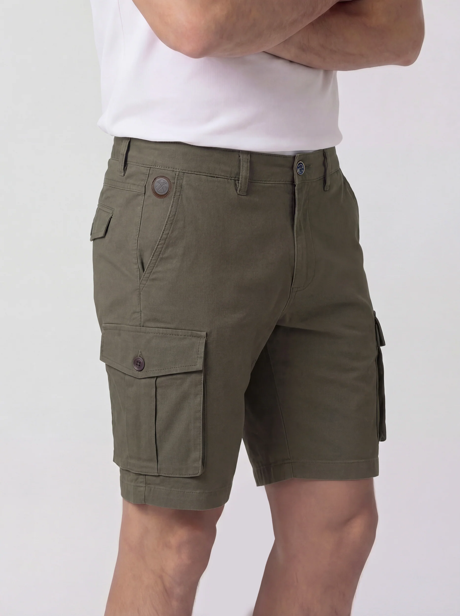 Bermudas Verde Kaki Cargo Hombre - Image 2