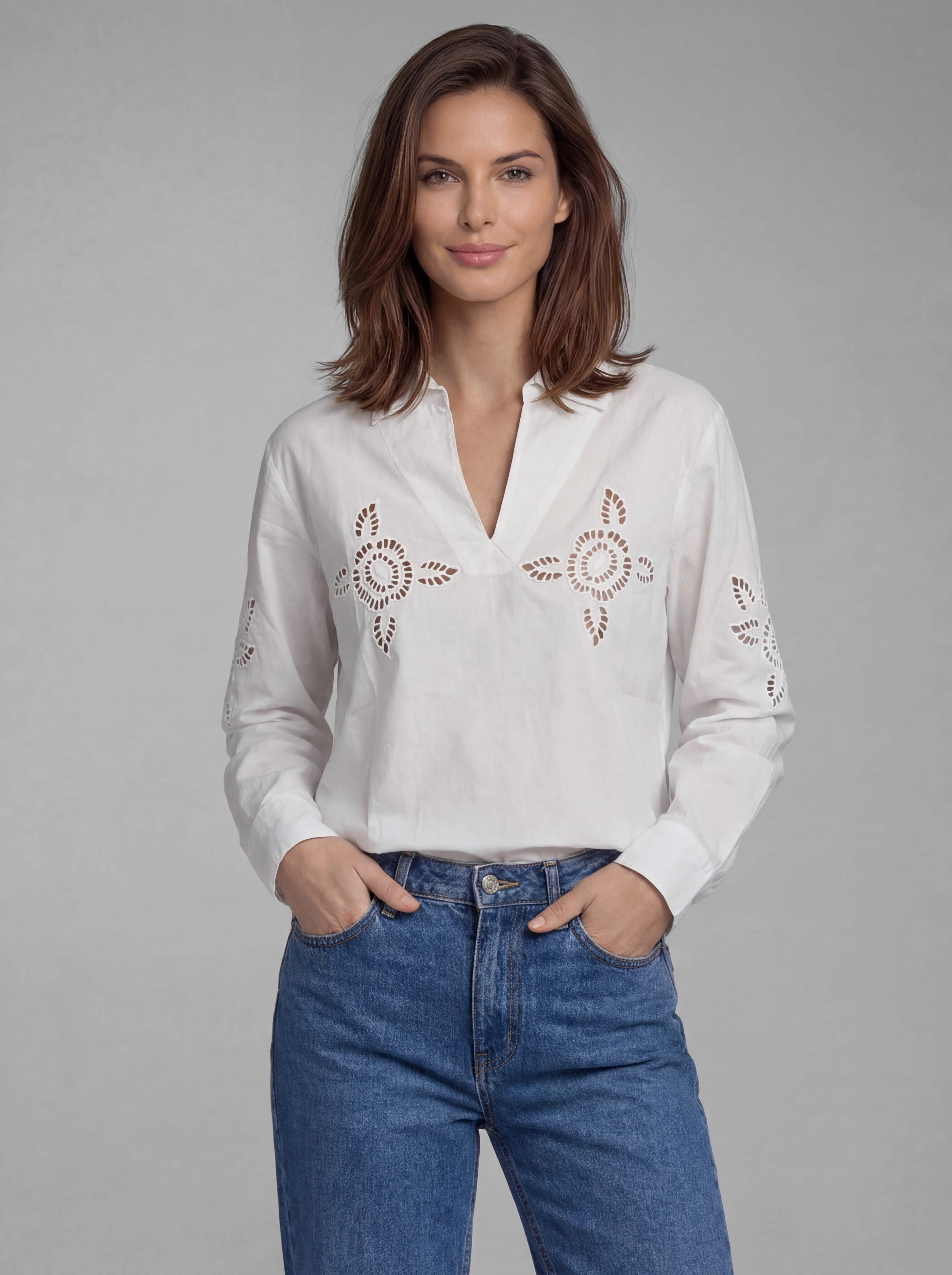 Blusa Blanca Calada Mujer