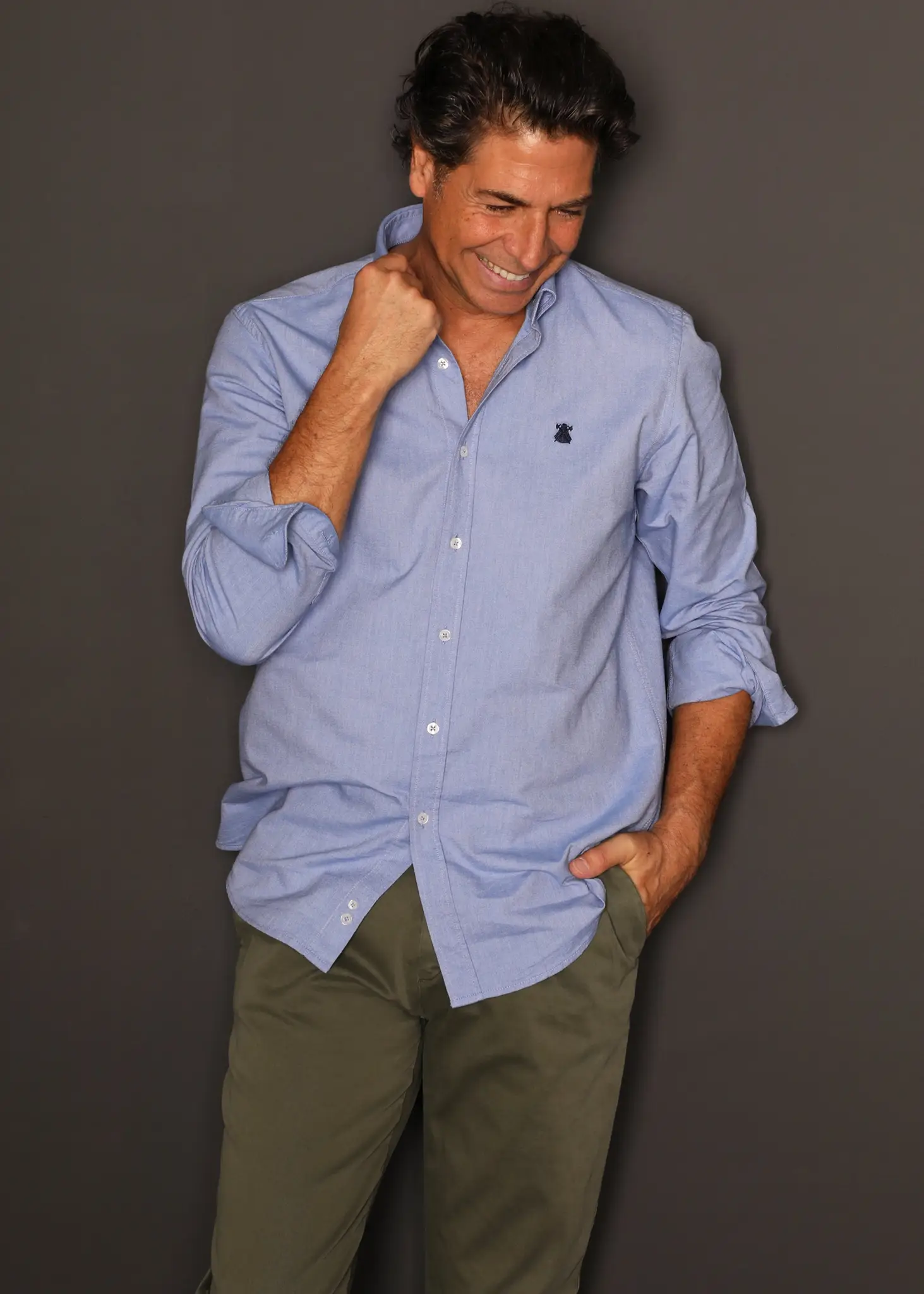 Camisa Azul Oxford Cuello Botón Hombre - Image 3