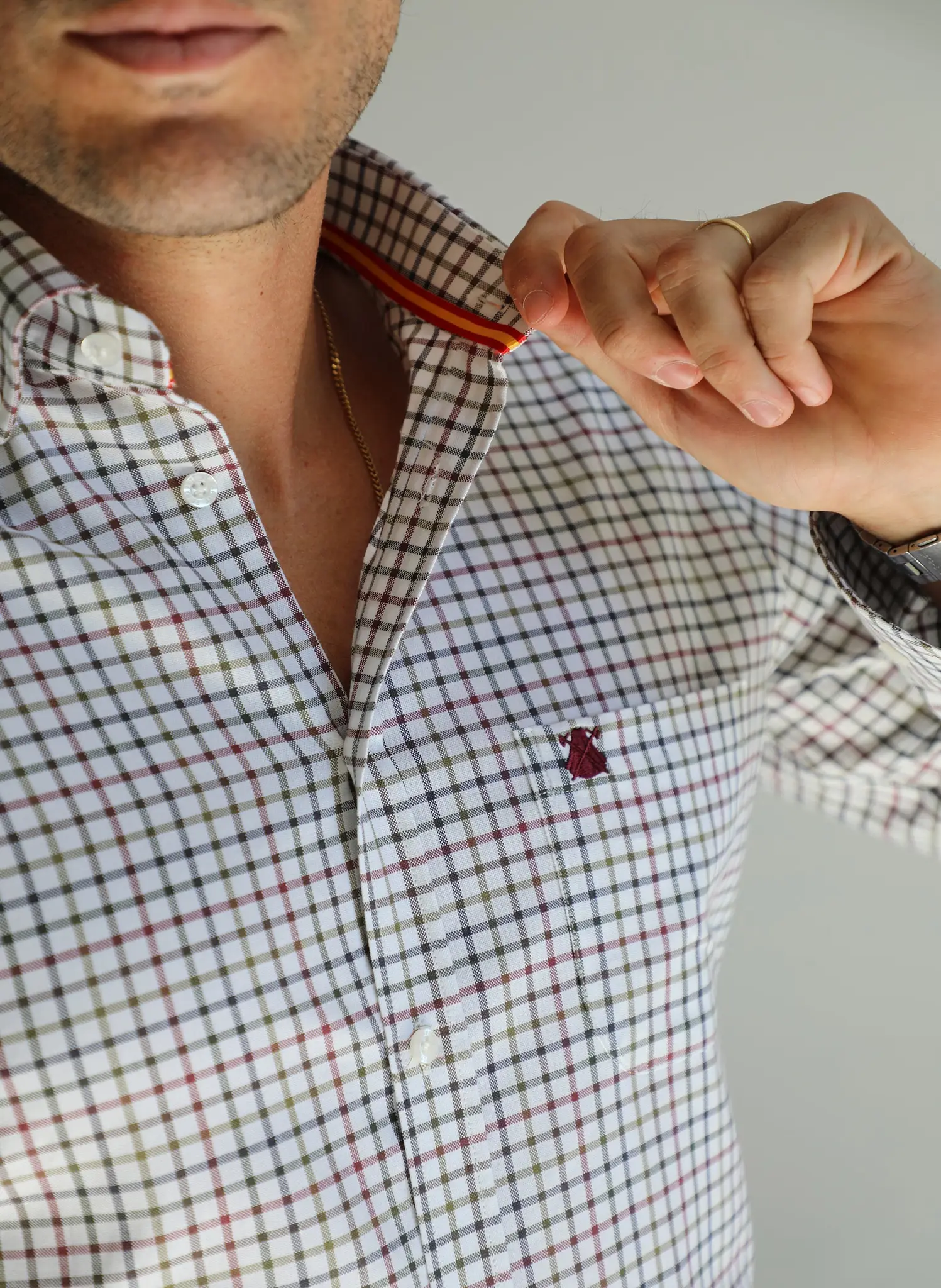 Camisa Cuadros Cinta España Cuello Botón y Bolsillo Hombre - Image 5