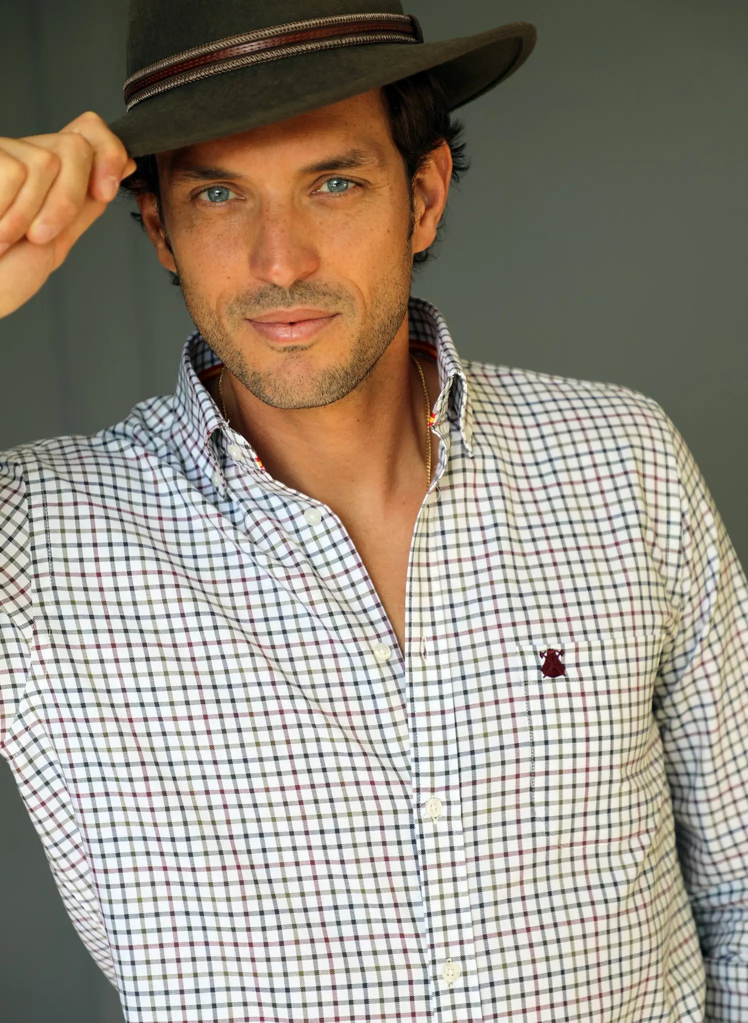 Camisa Cuadros Cinta España Cuello Botón y Bolsillo Hombre - Image 6