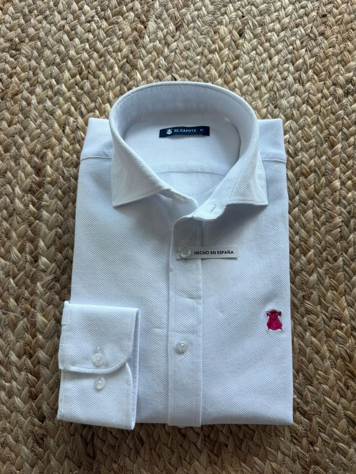 Camisa Blanca Nido de Abeja Capote Rosa Hombre - Image 5
