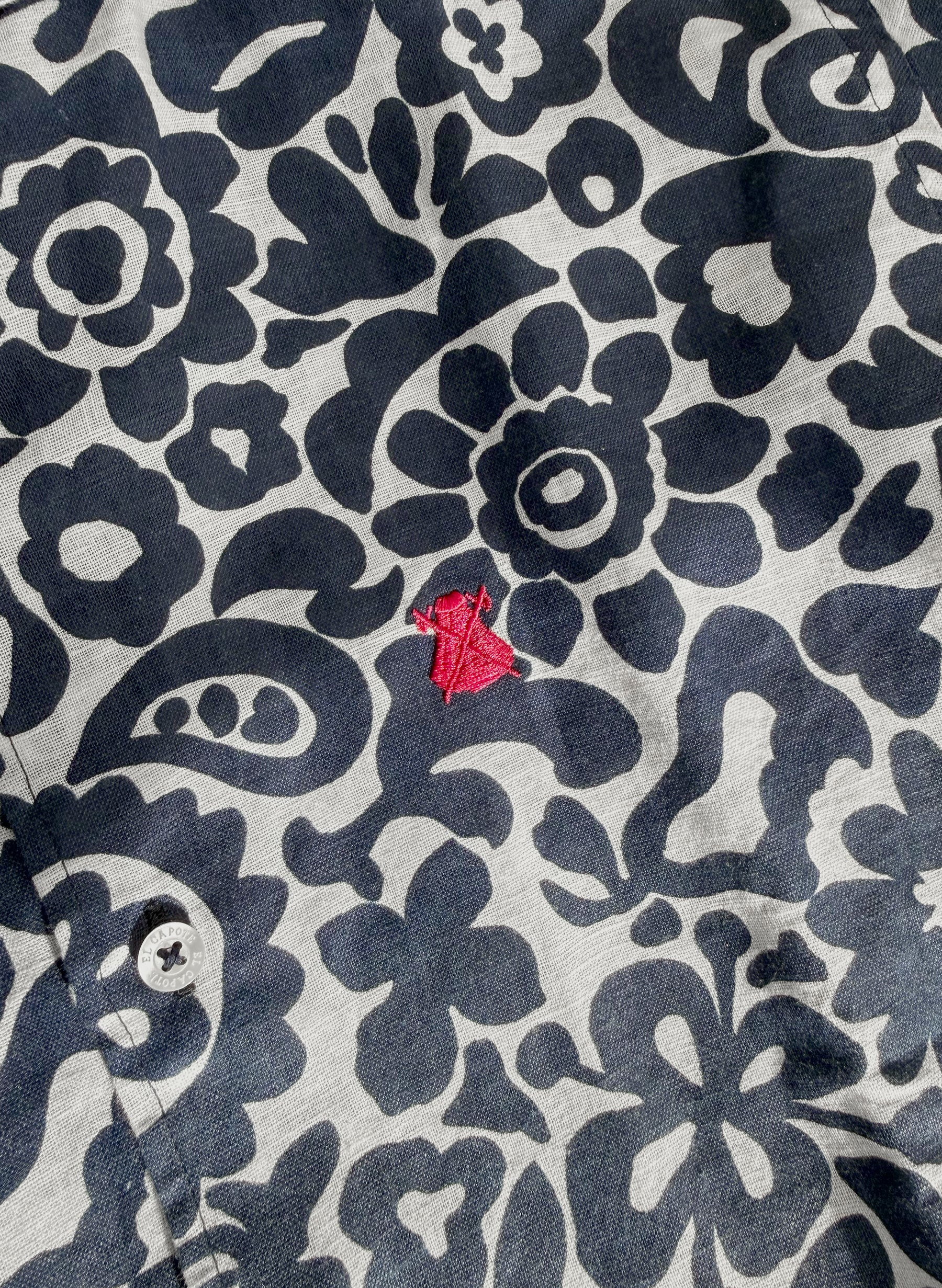 Camisa Flores Azul Marino Lino Hombre - Image 3