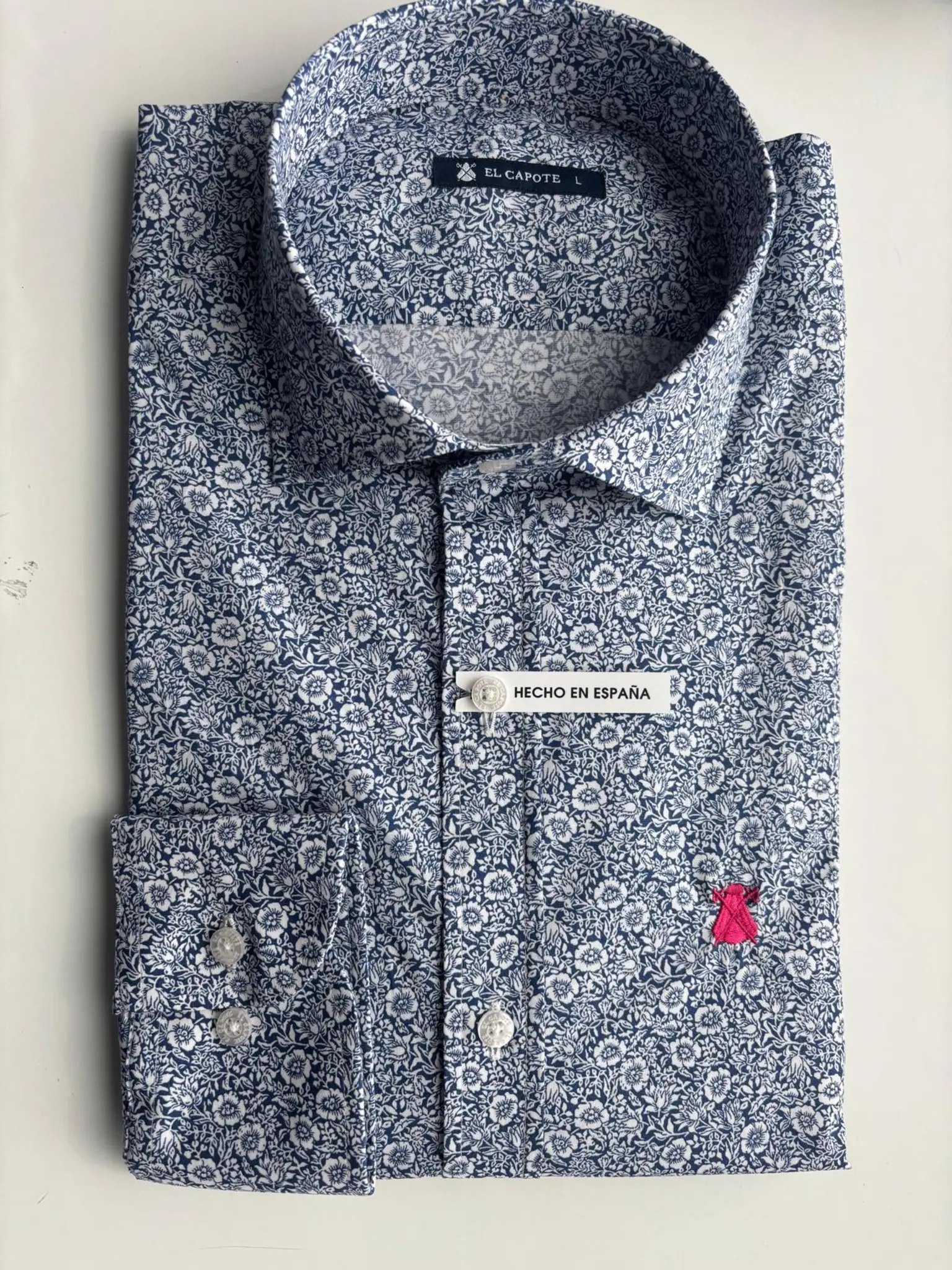 Camisa Azul Rosas Blancas Hombre - Image 3