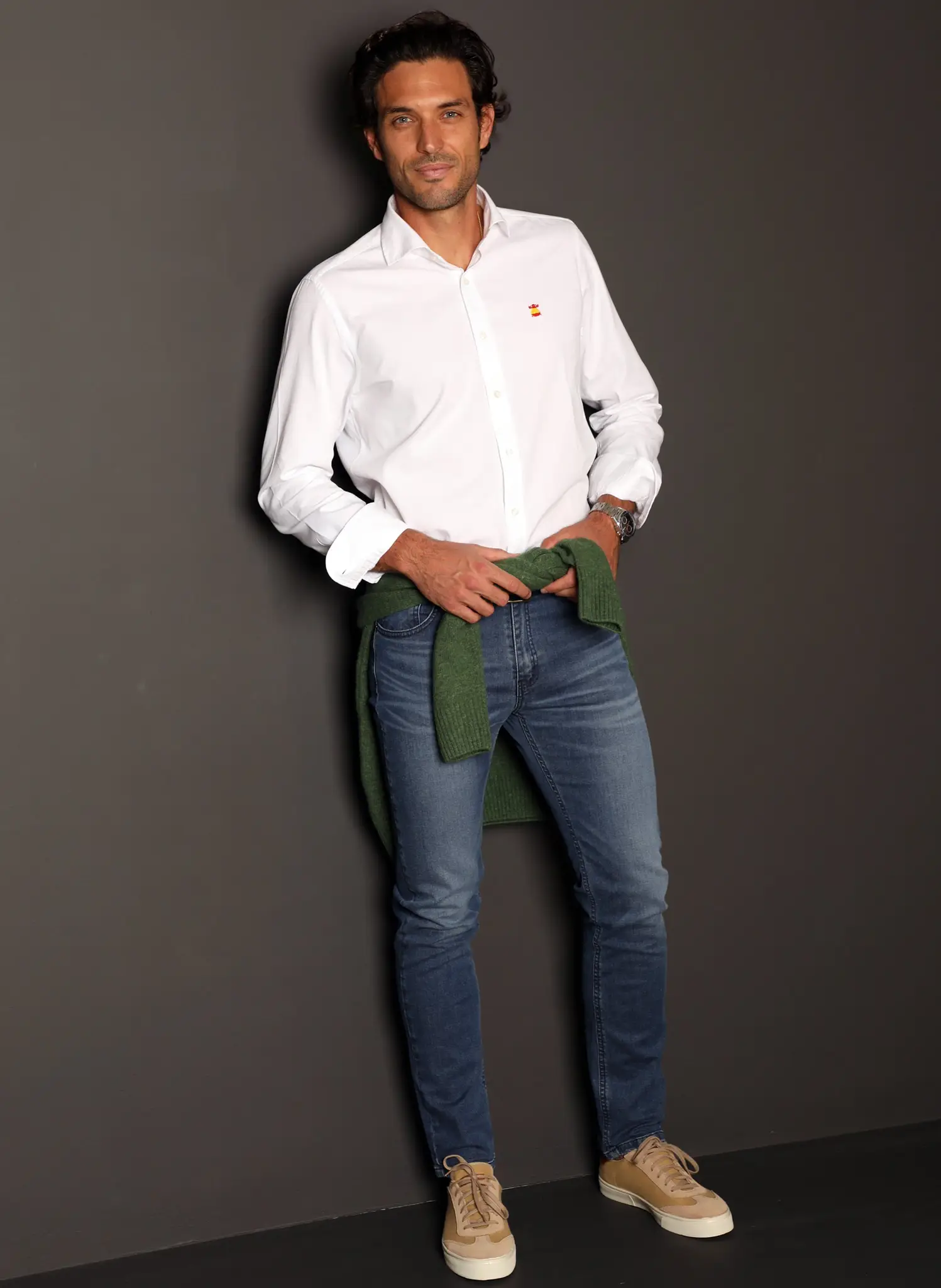 Camisa Sarga Blanca Logo España Hombre - Image 3