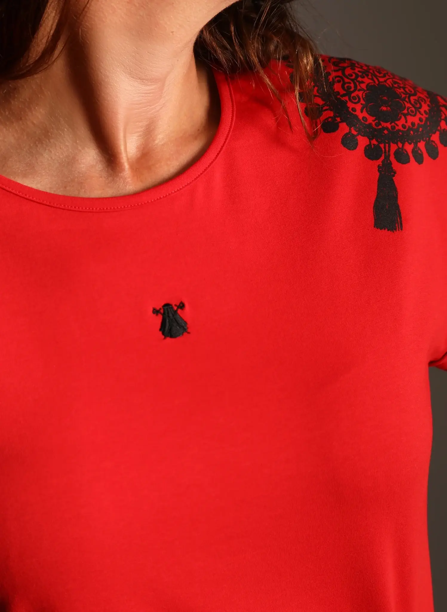 Camiseta  Roja Hombreras Toreras Mujer - Image 3