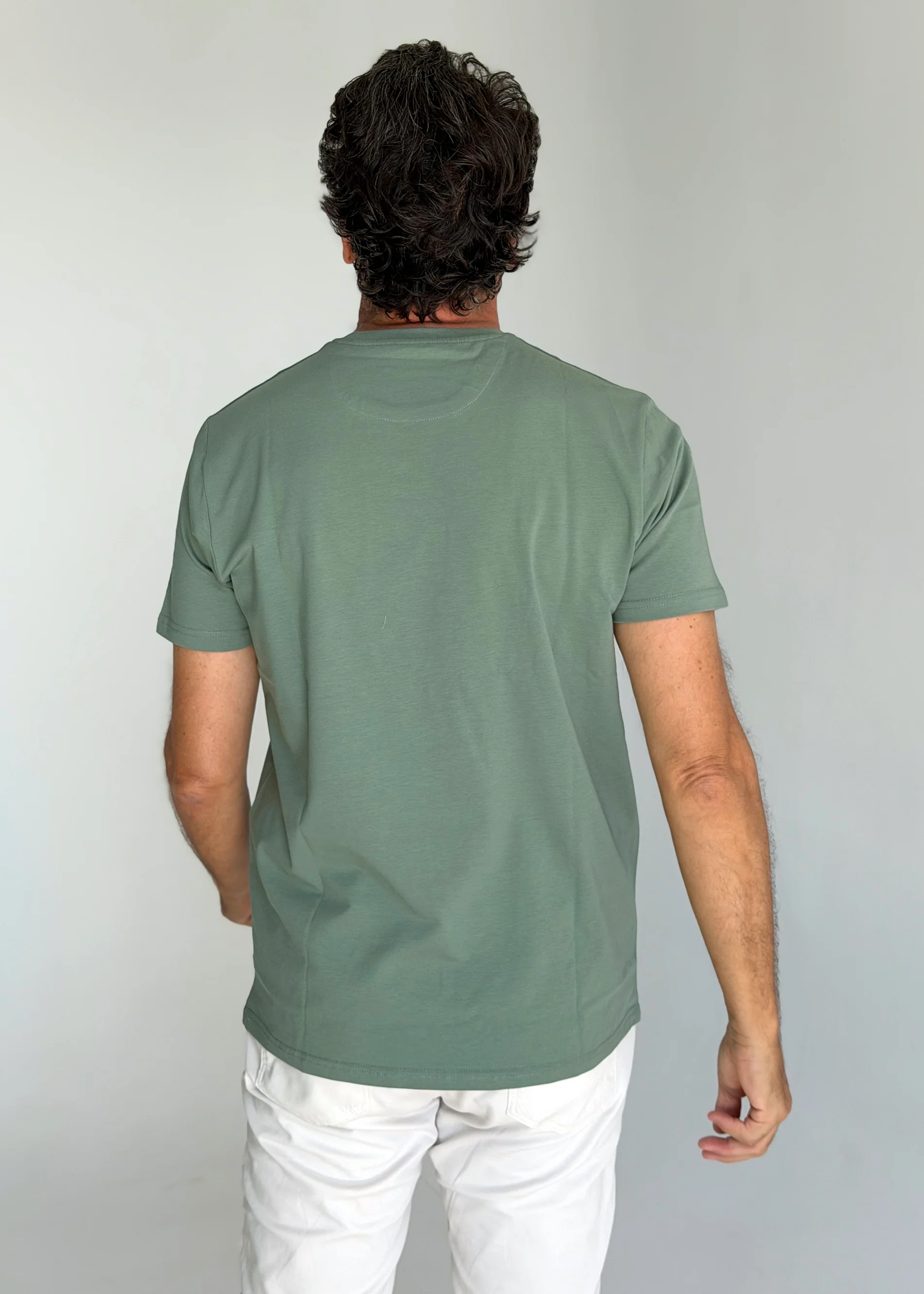 Camiseta Verde El Capote Hombre - Image 2