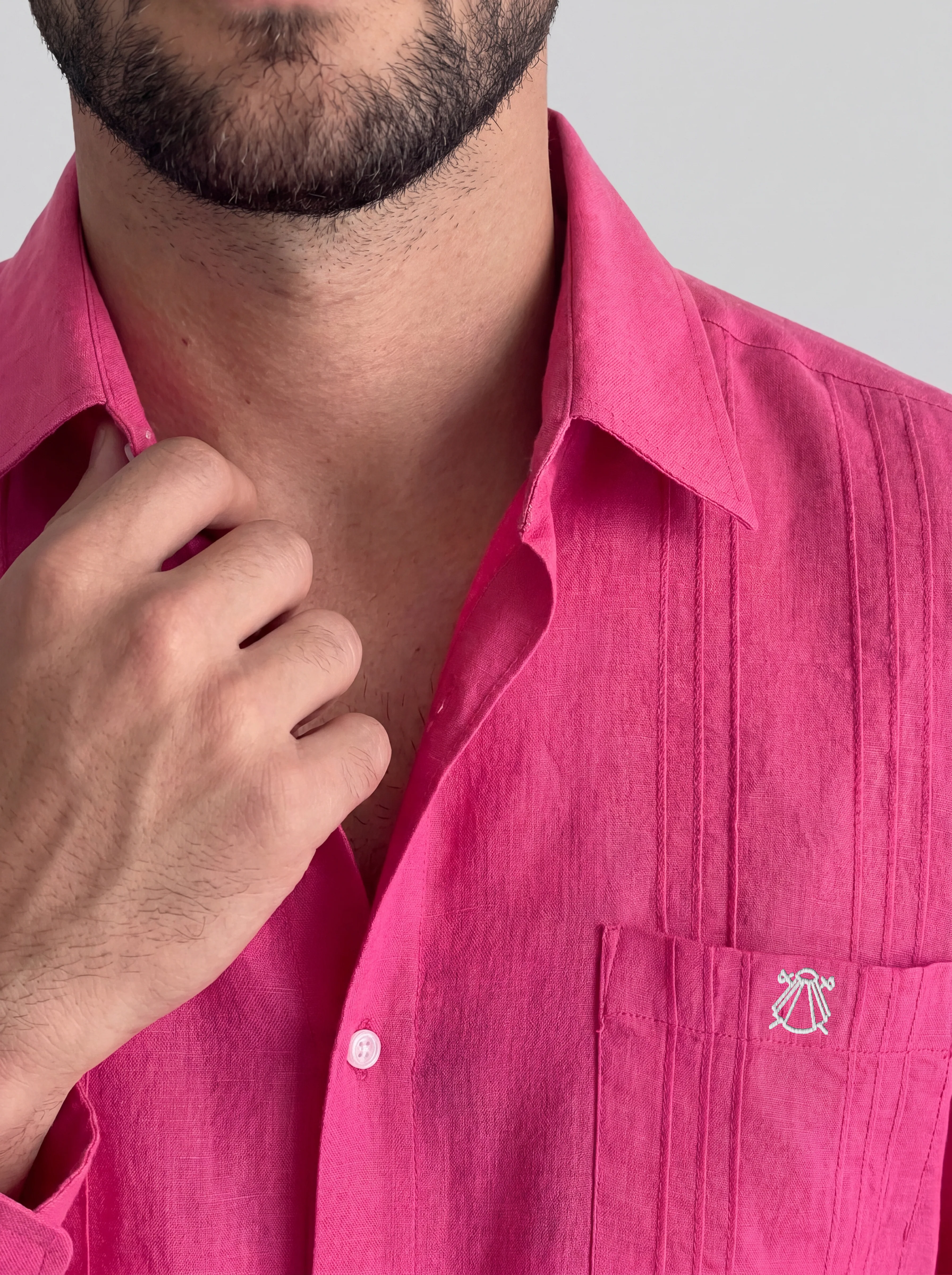 Guayabera Rosa Capote Hombre - Image 3