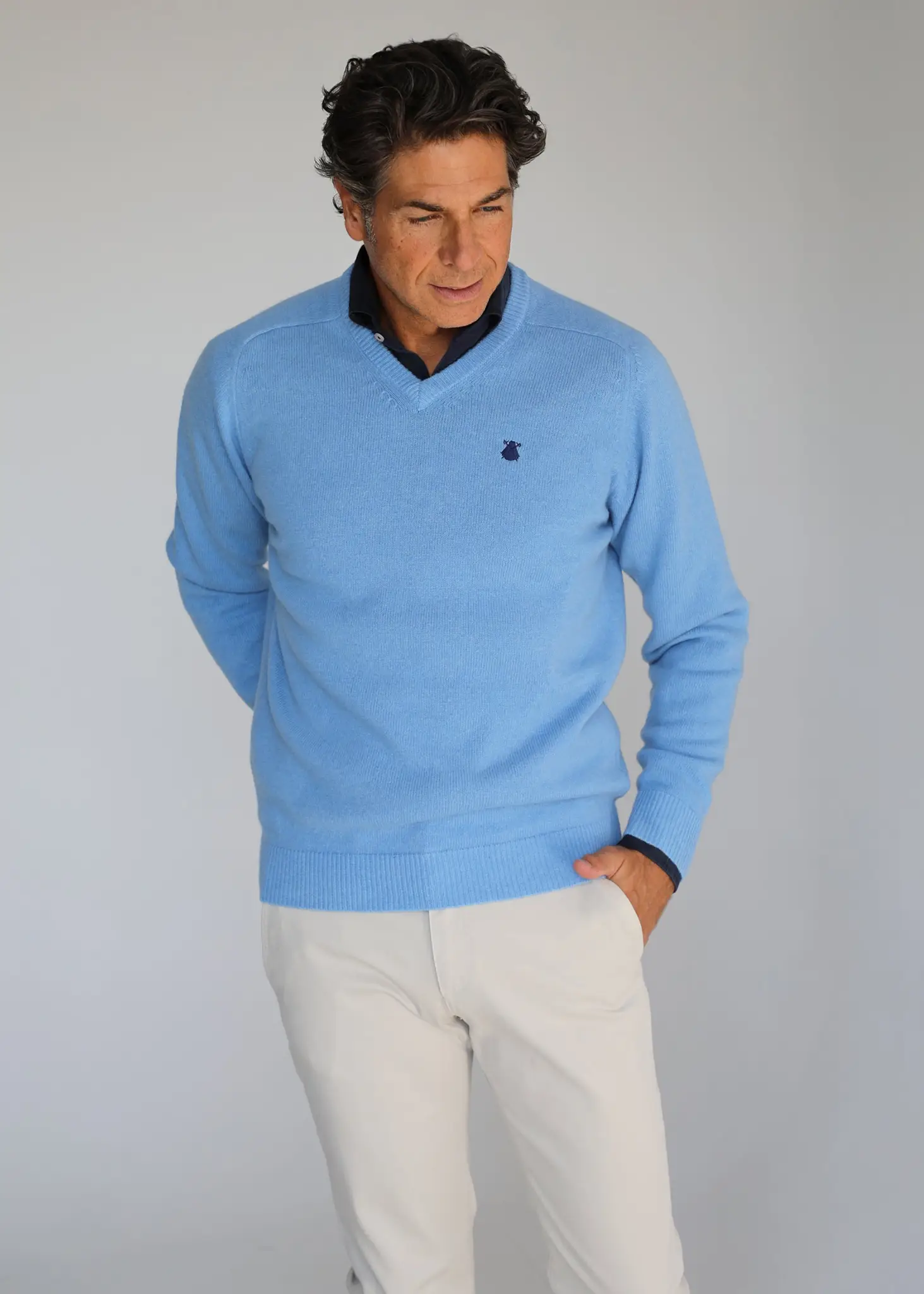 Jersey Lambswool Celeste Pico Hombre - Image 4