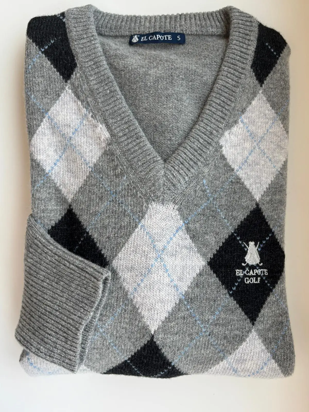 Jersey Gris Lambswool Cuello Pico Rombos Hombre - Image 7