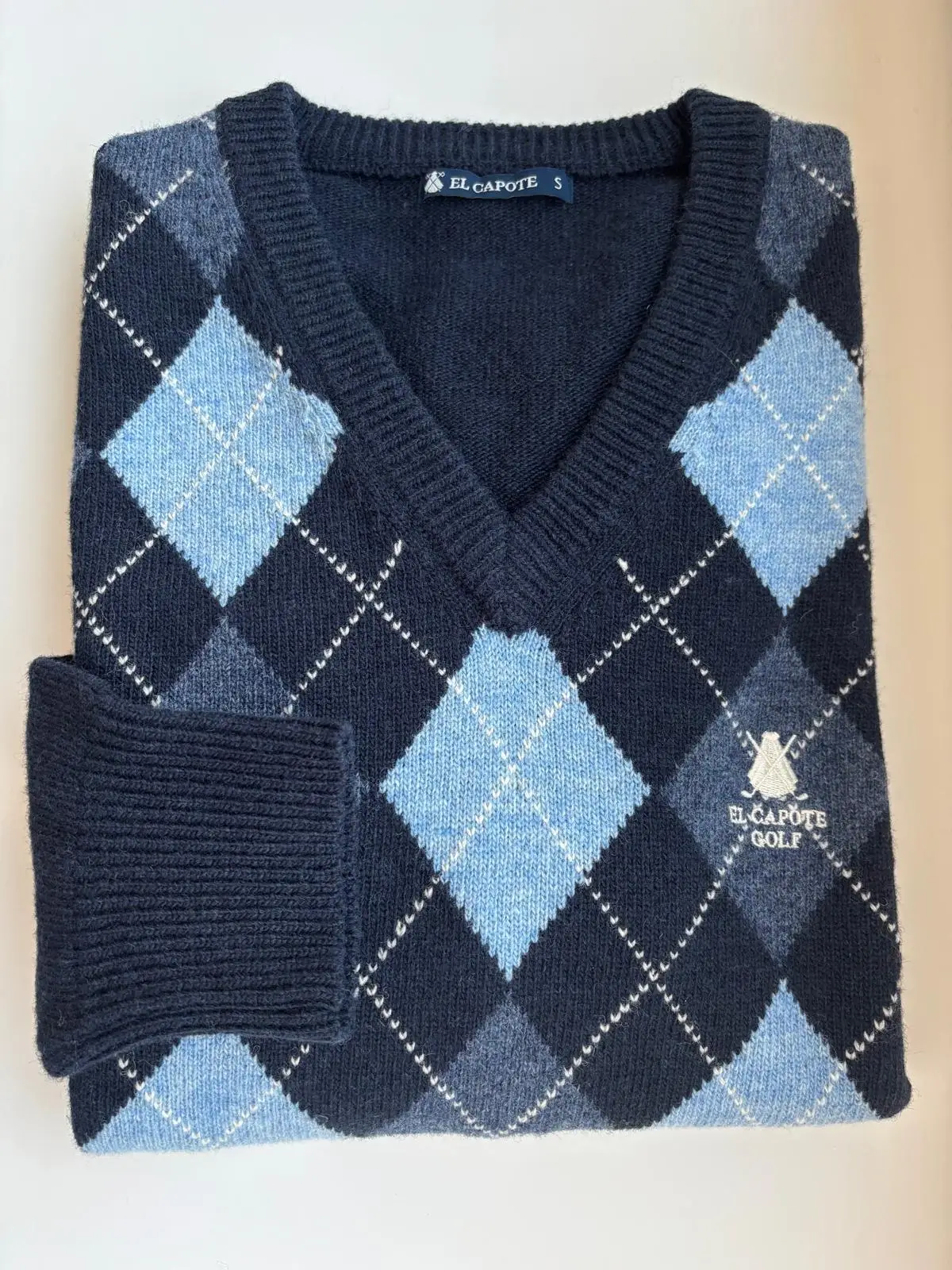 Jersey Azul Lambswool Cuello Pico Rombos Mujer - Image 4