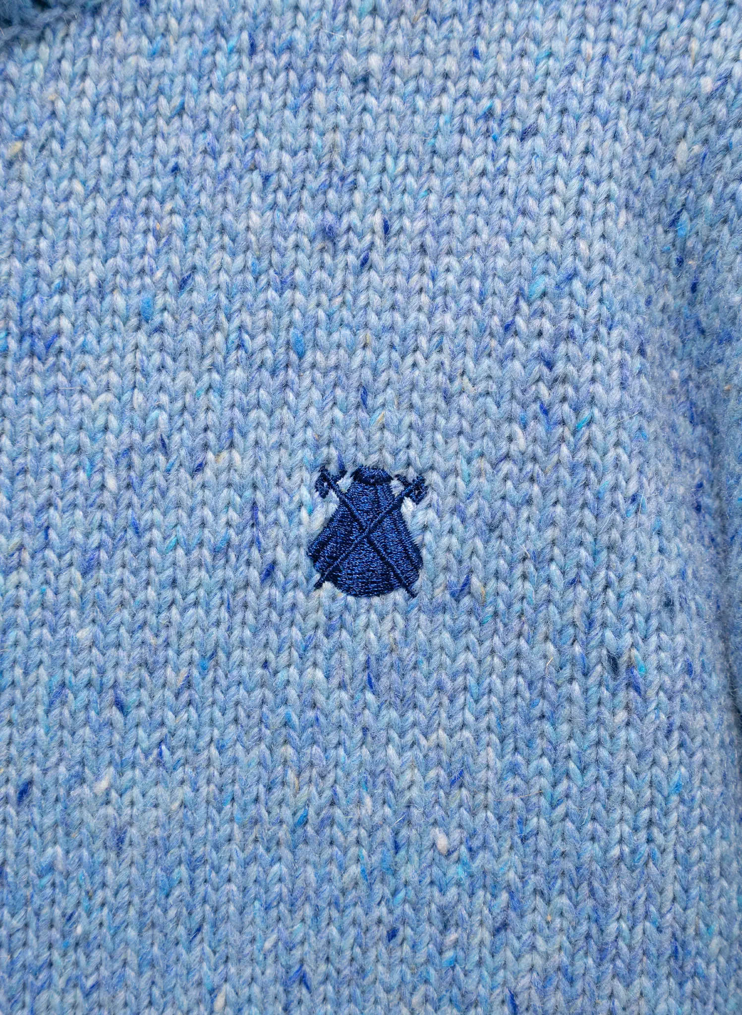 Jersey Celeste Jaspeado Cuello Caja Hombre - Image 4