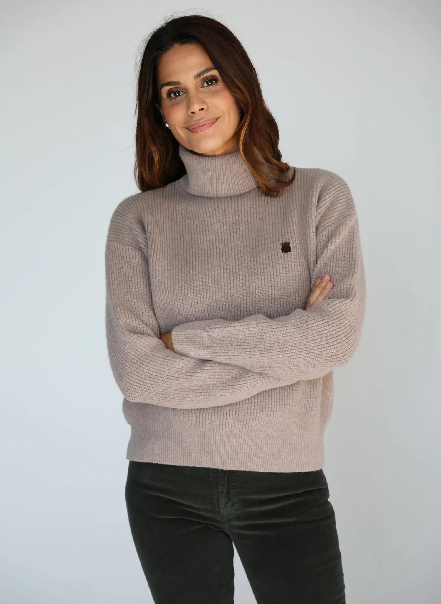 Jersey Marrón Cuello Cisne Mujer - Image 5