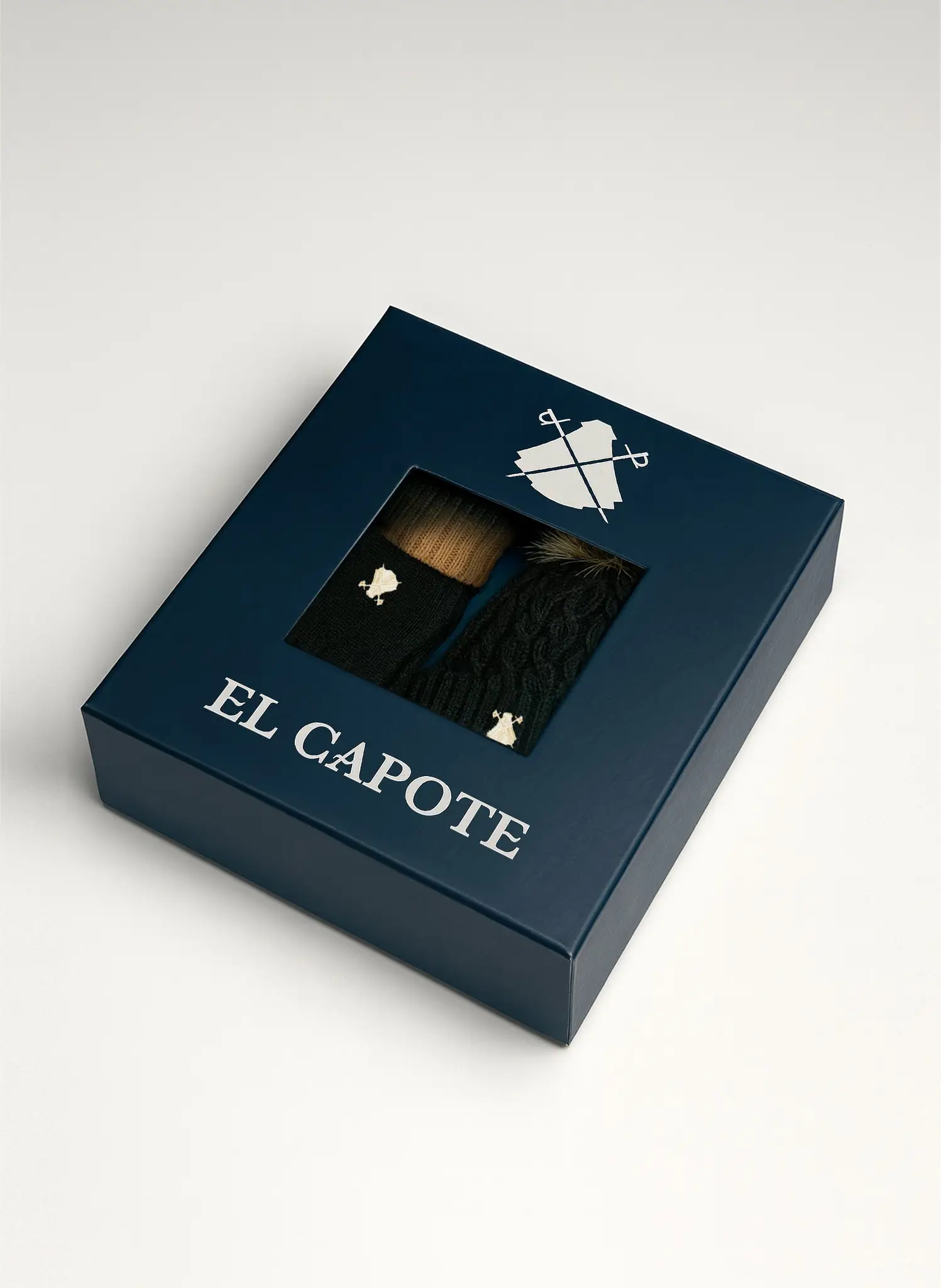 Pack de Gorro Y Guantes Negros Mujer - Image 3