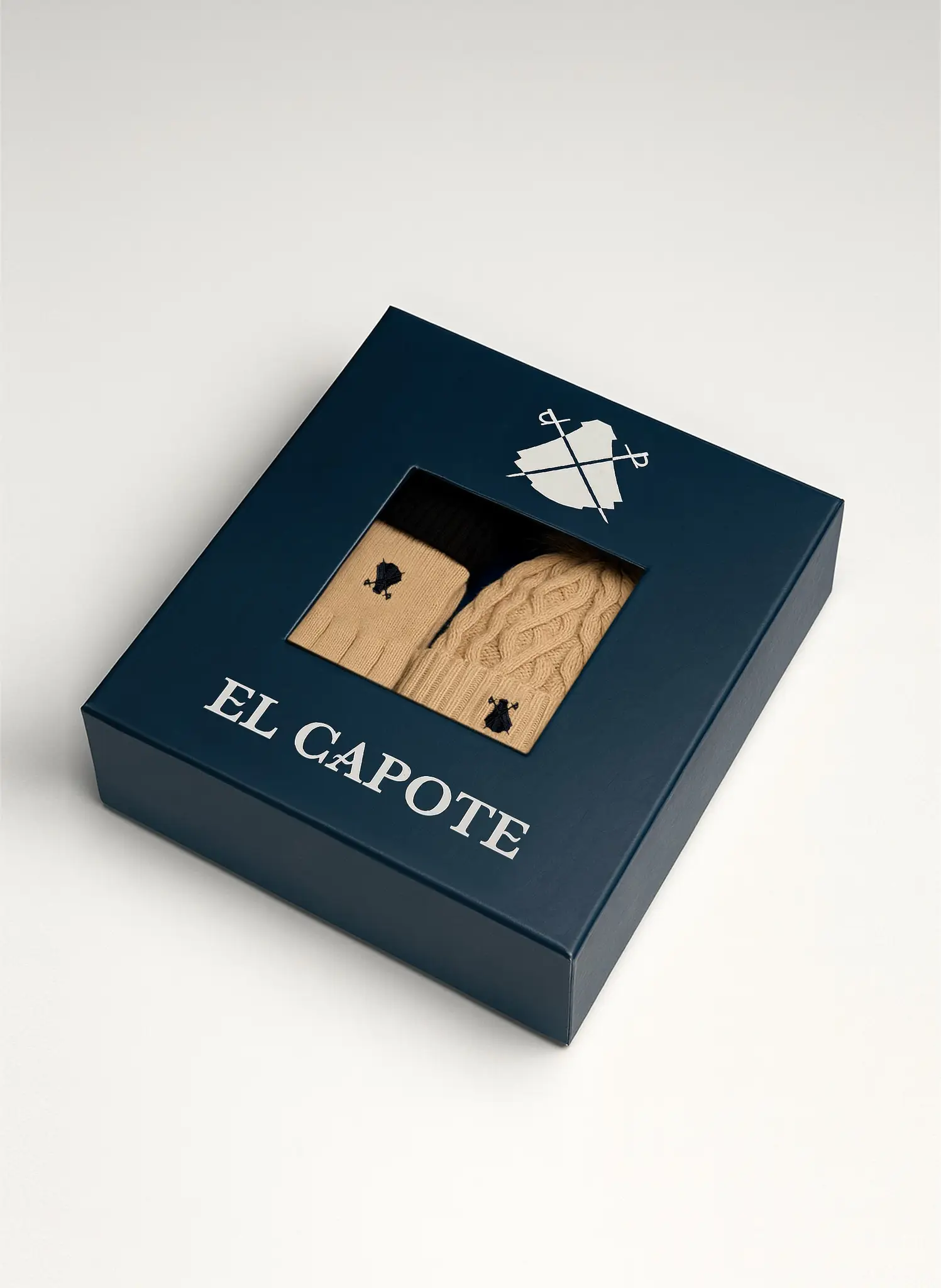 Pack de Gorro Y Guantes Camel Mujer - Image 4