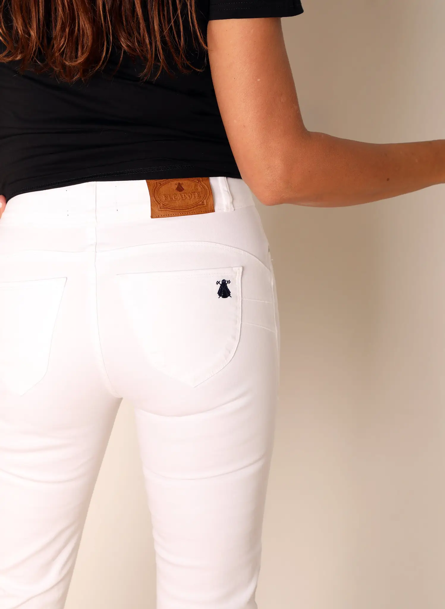 Pantalón Blanco Logo Marino 5 bolsillos Mujer - Image 4