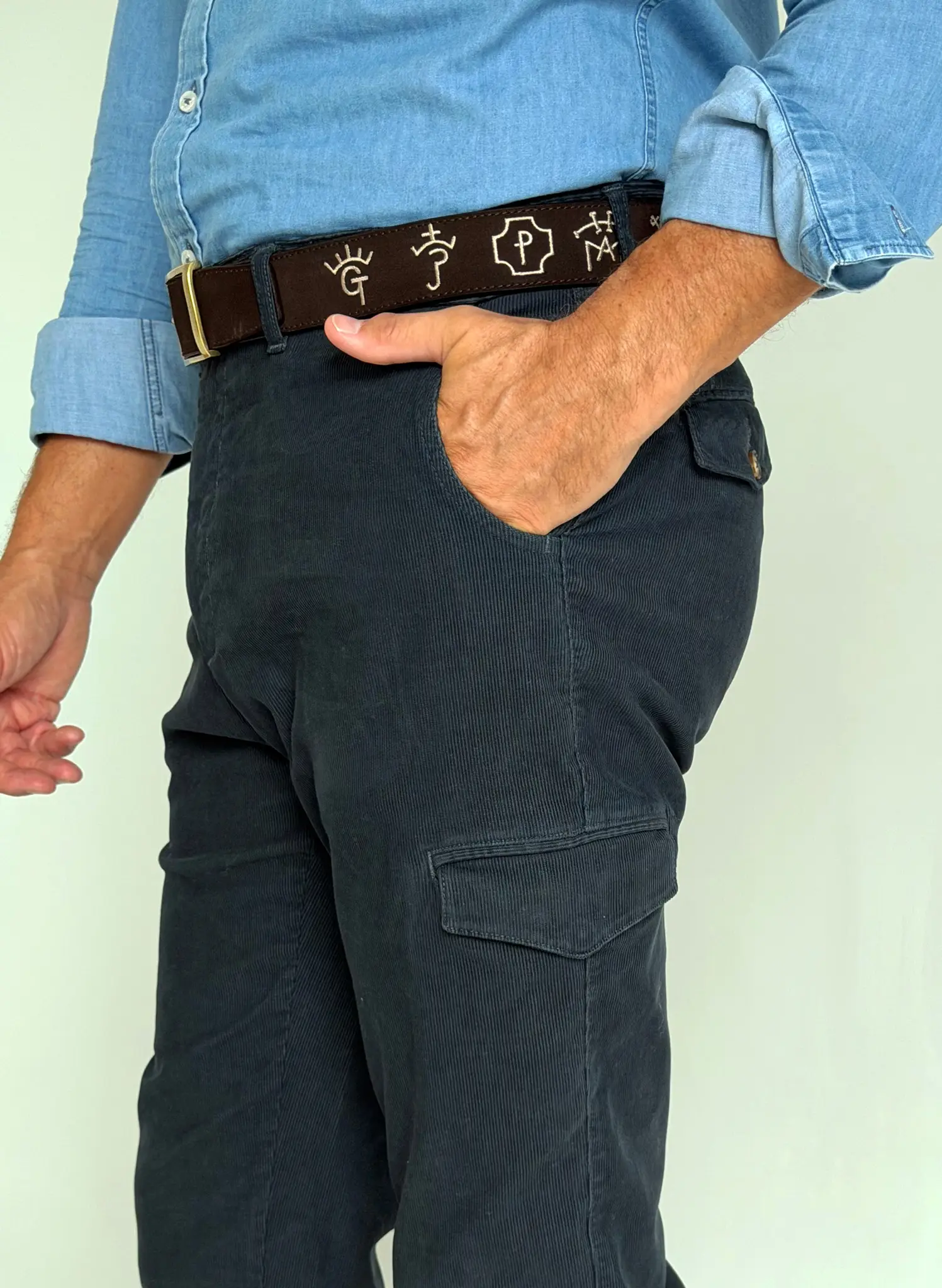 Pantalón Cargo Azul Micro pana Hombre - Image 4