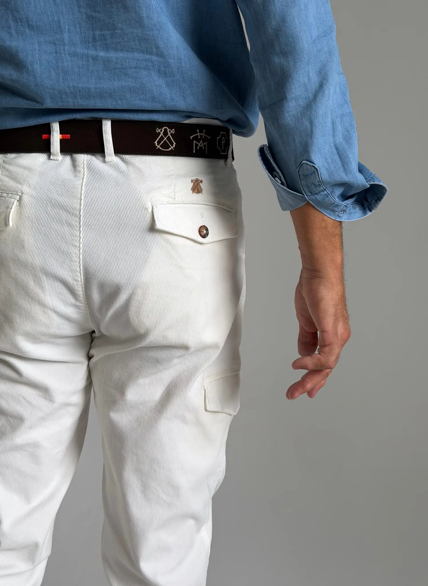 Pantalón Cargo Crudo Micro pana Hombre - Image 4