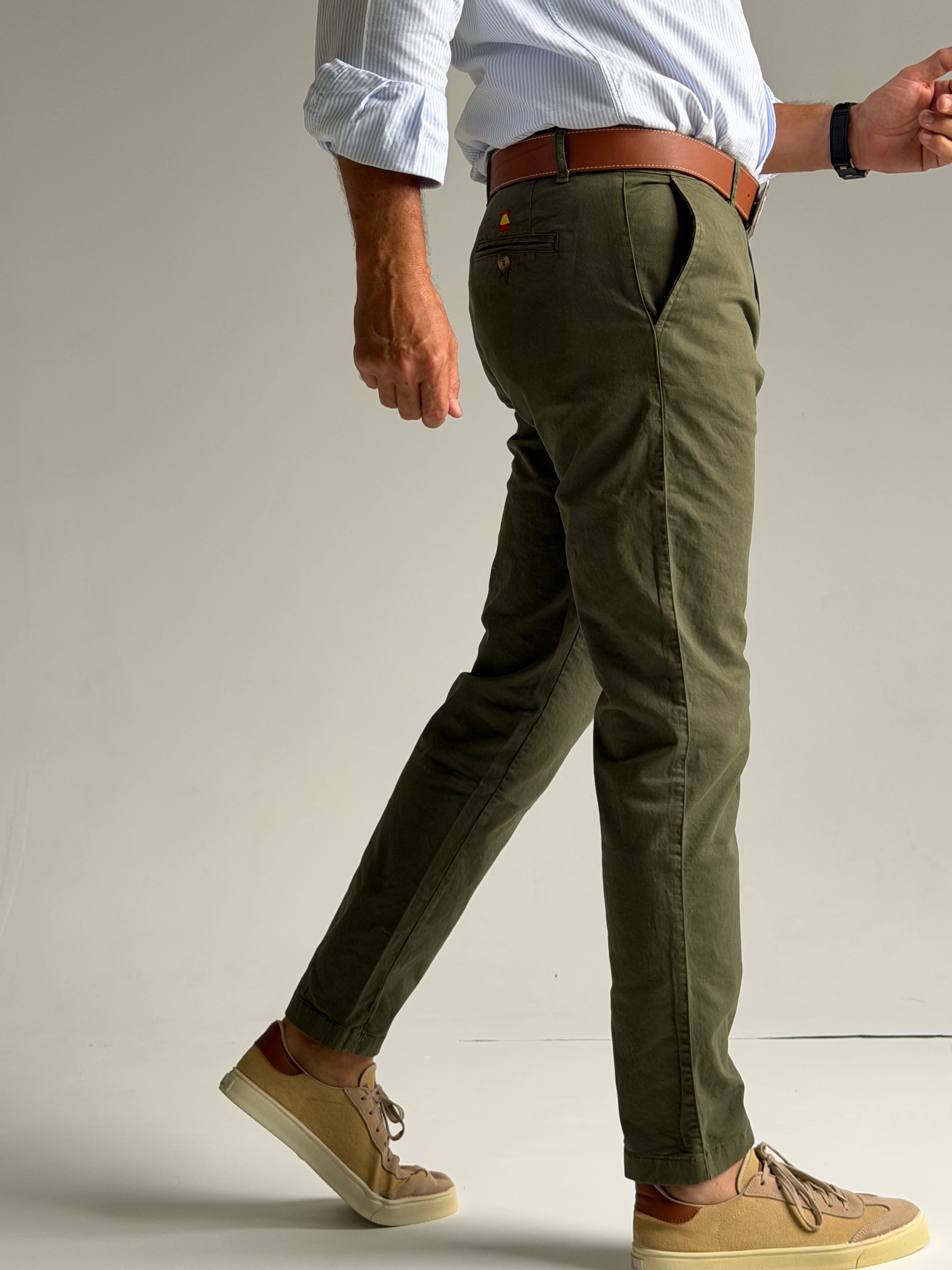 Pantalón Chino Verde Kaki Confort Hombre