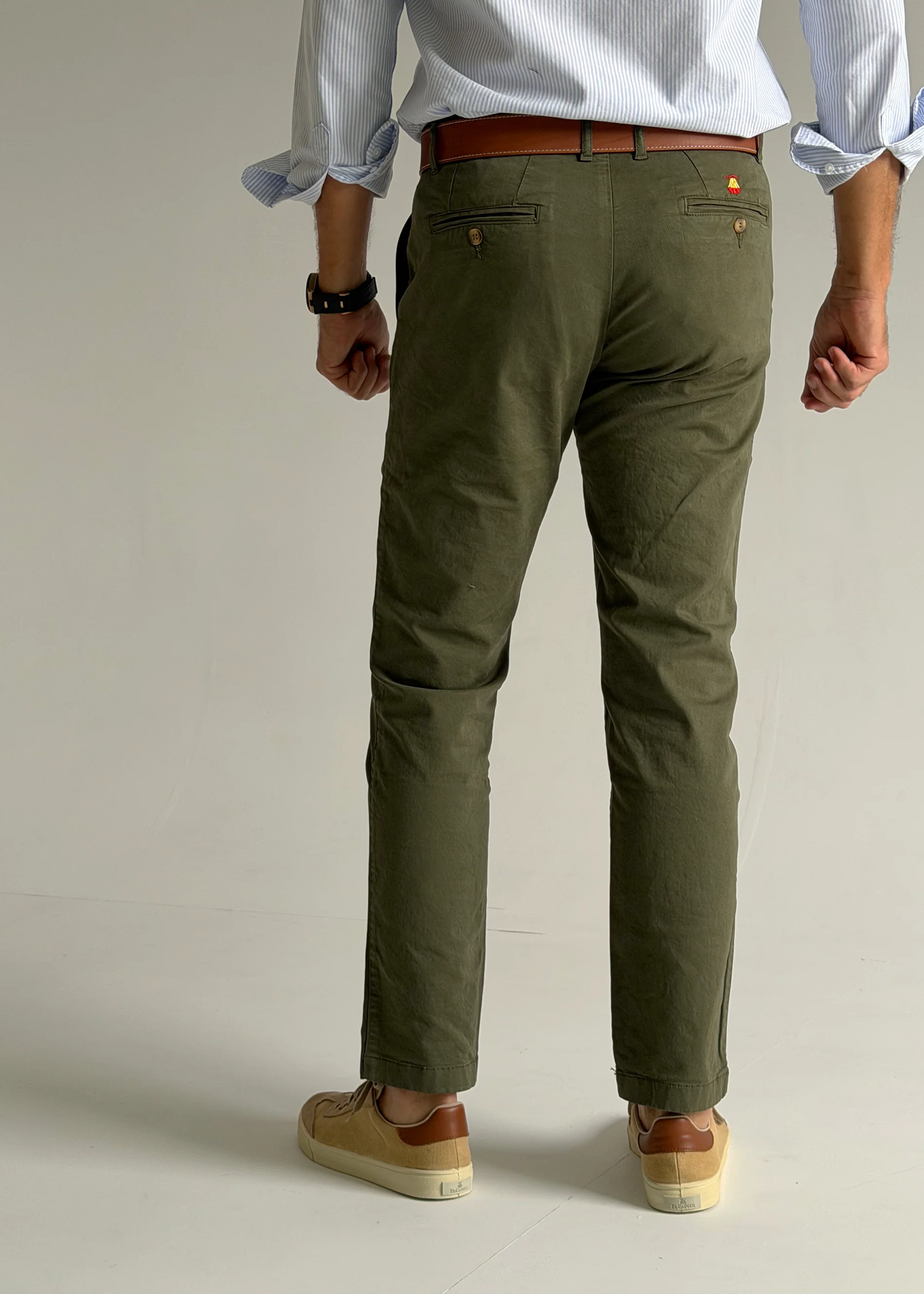 Pantalón Chino Verde Kaki Confort Hombre - Image 2