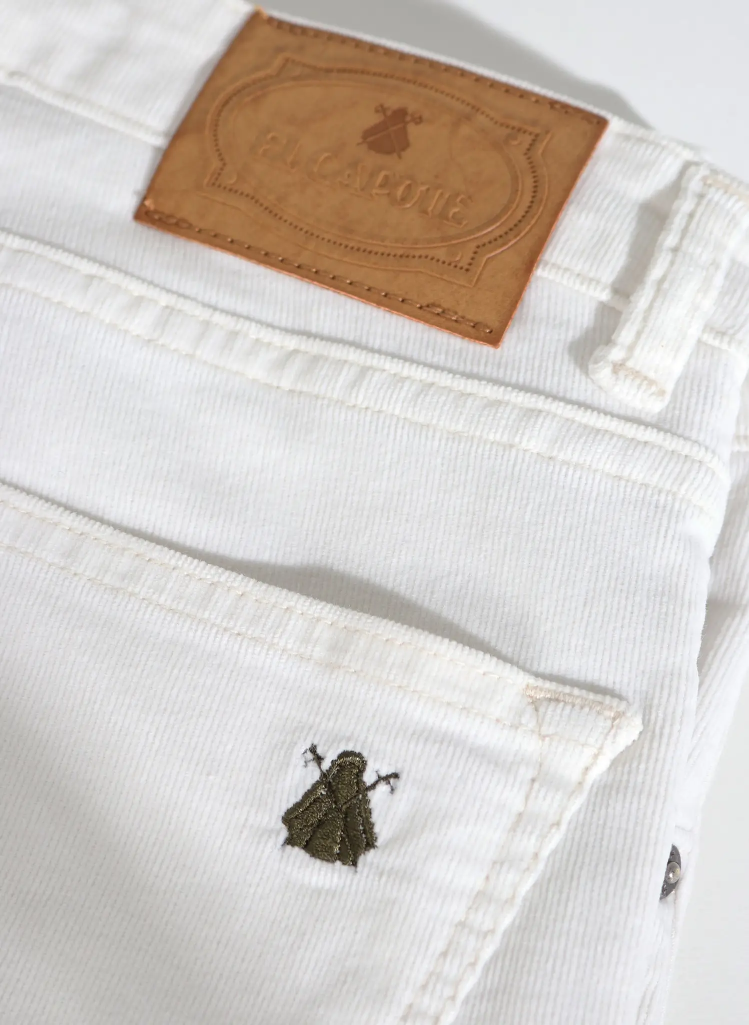 Pantalón Hombre Crudo Micro Pana - Image 6