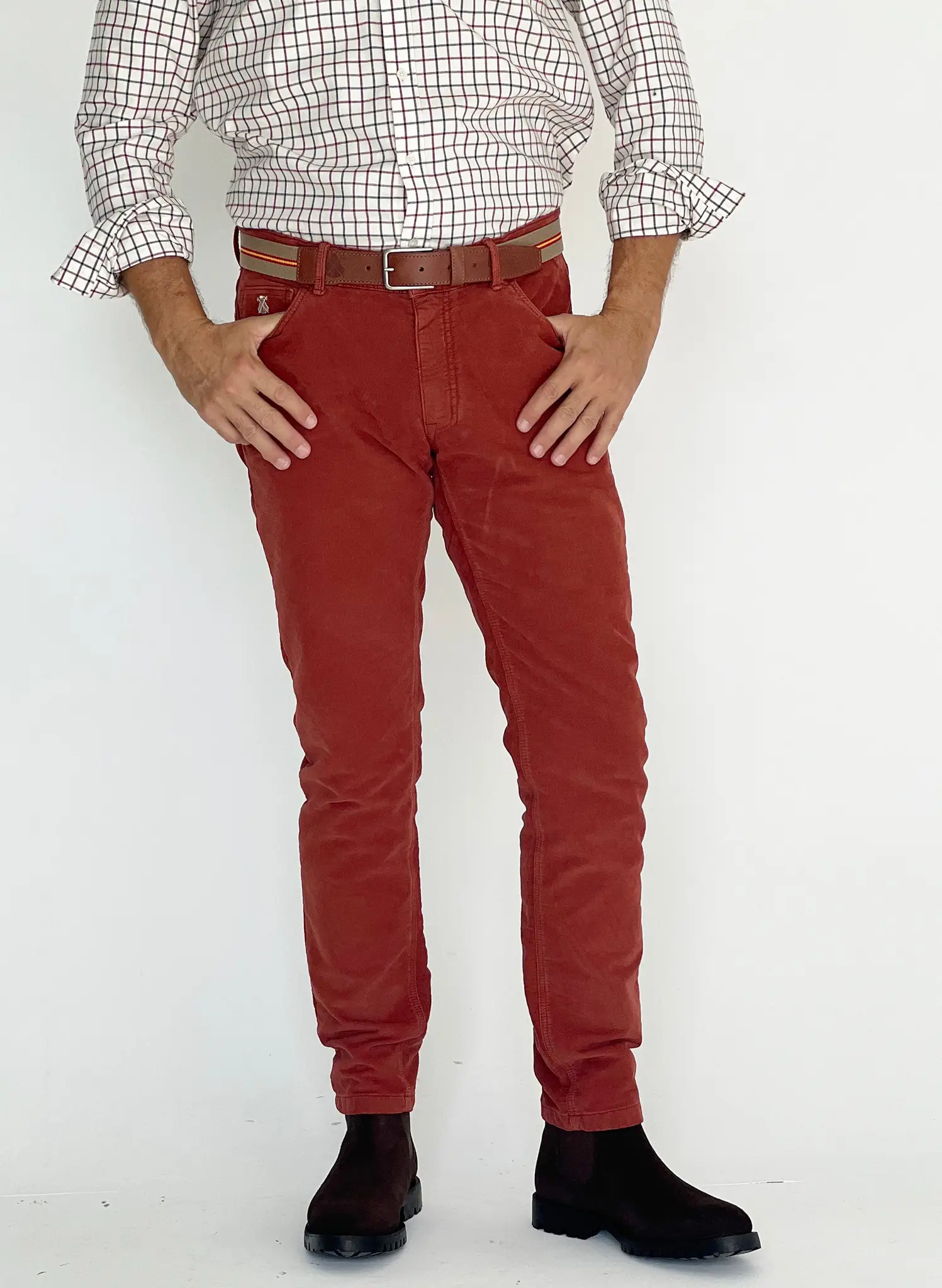 Pantalón 5 Bolsillos MicroPana Teja Hombre - Image 3