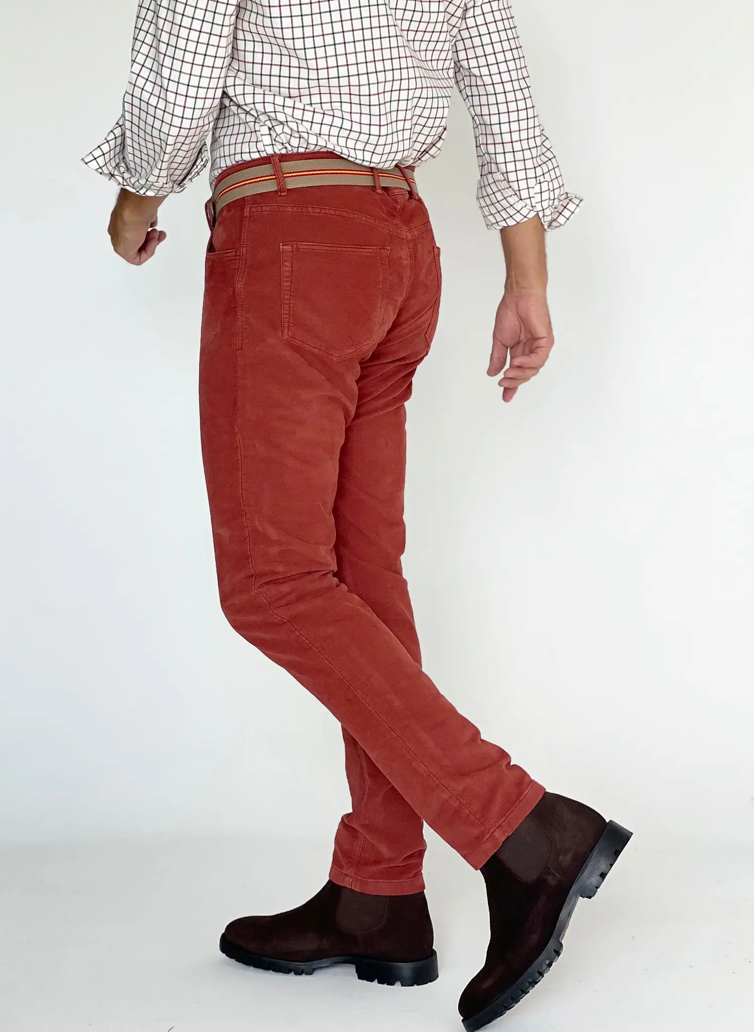 Pantalón 5 Bolsillos MicroPana Teja Hombre - Image 4