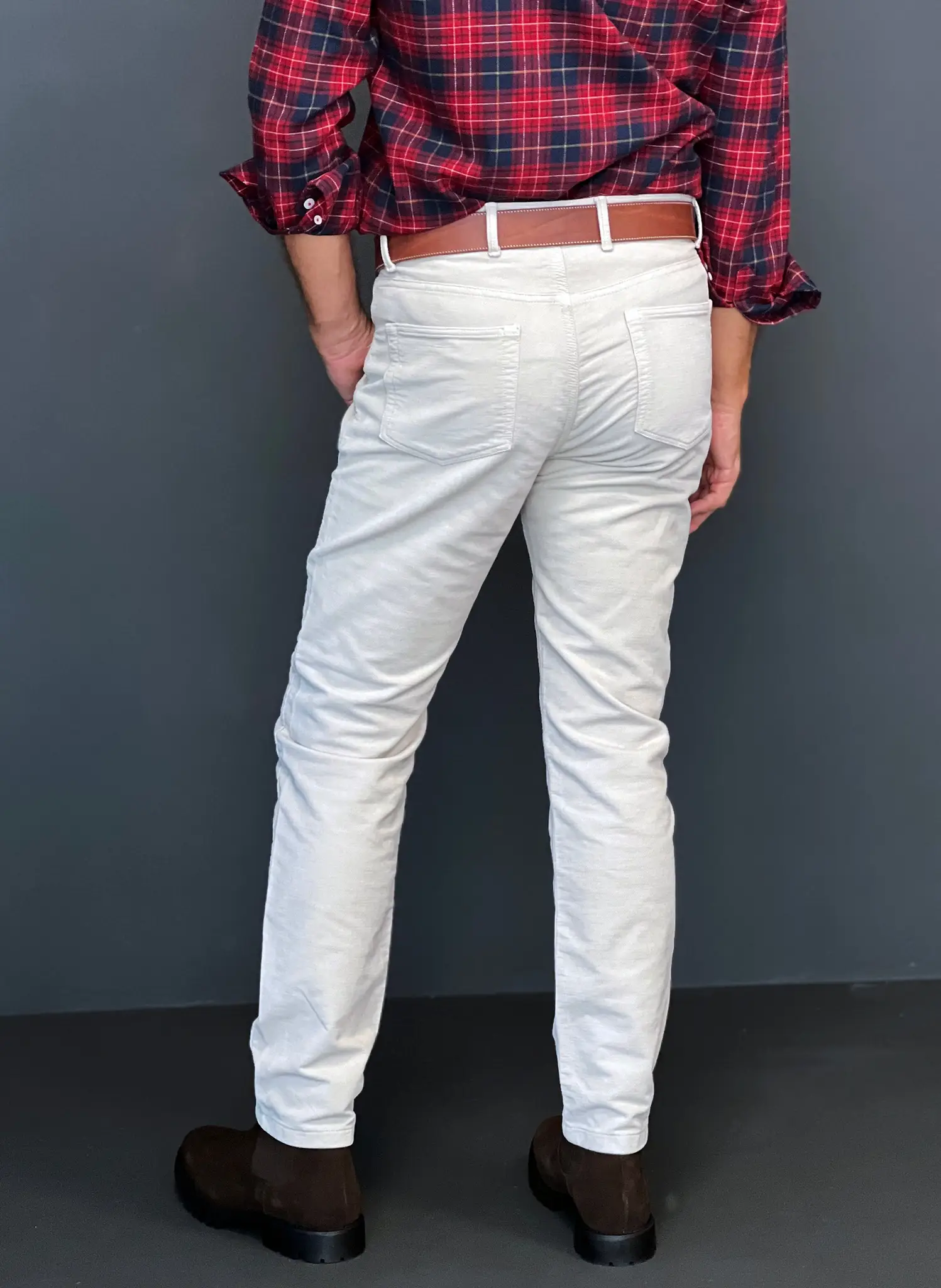 Pantalón 5 bolsillos Micro Pana Beige Hombre - Image 6