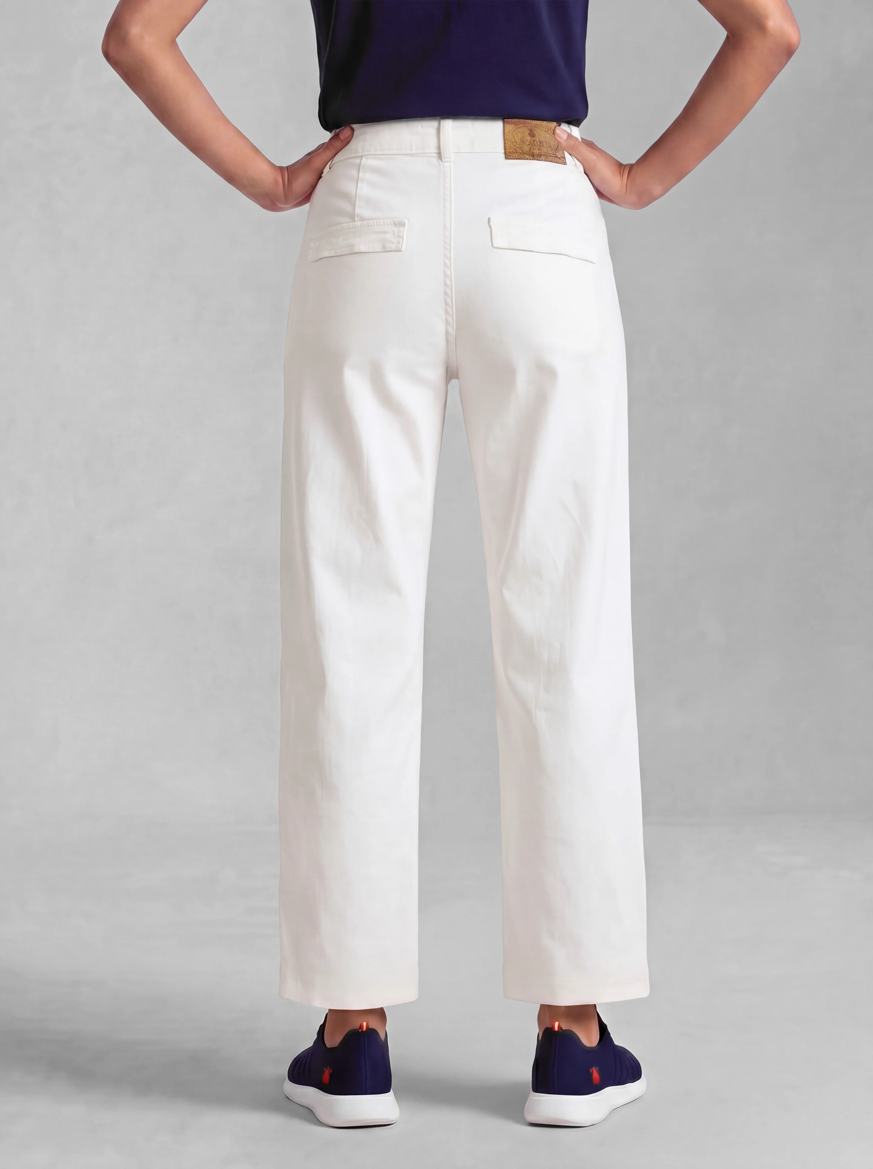 Pantalón Sarga Crudo Mujer - Image 2
