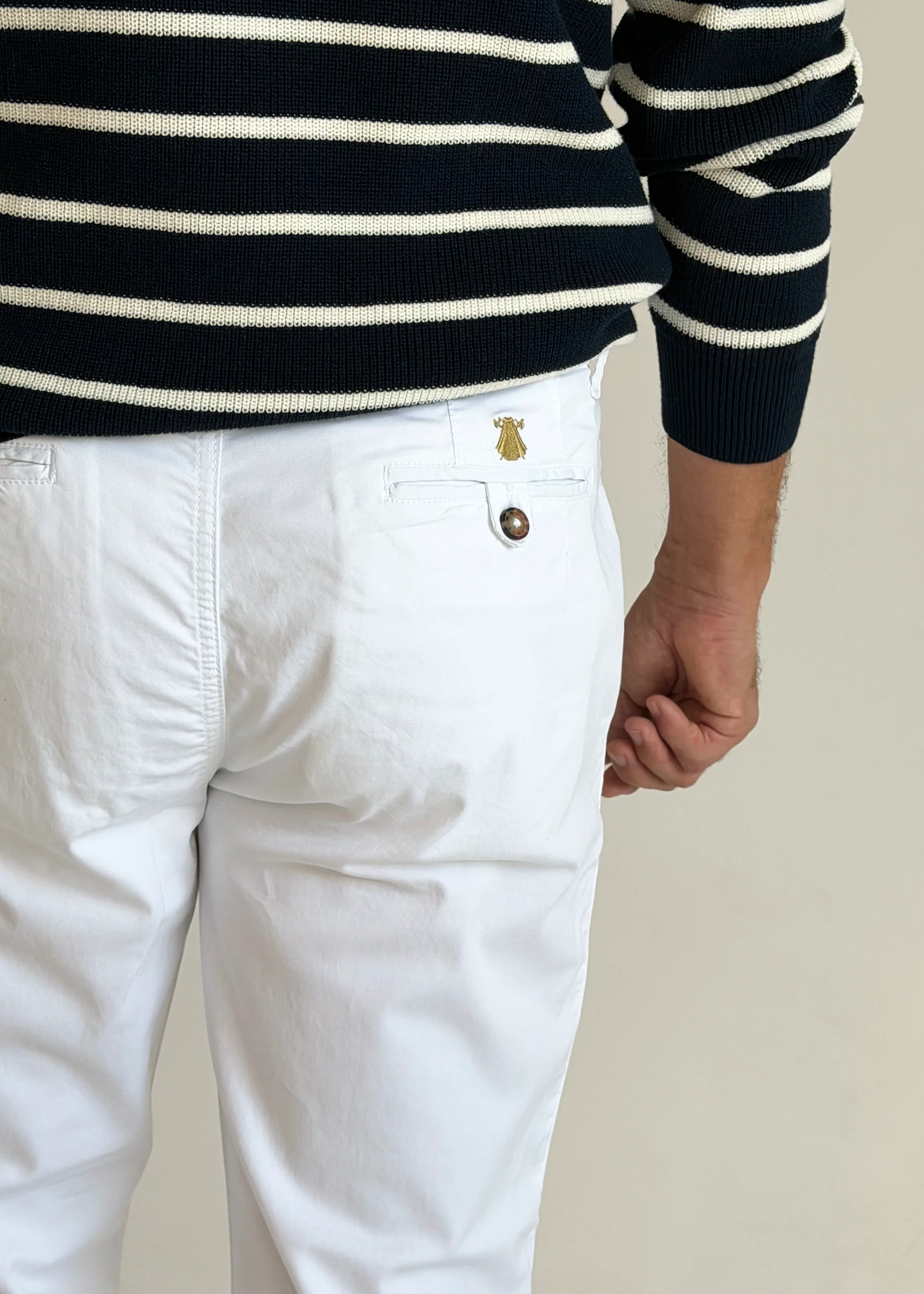 Pantalón Tipo Chino Tencel Blanco Hombre - Image 2