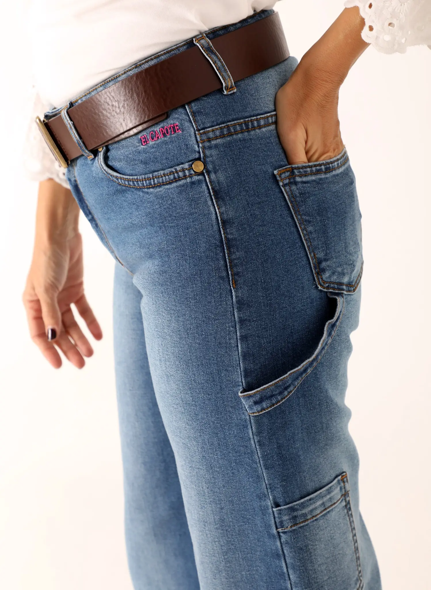 Pantalón Vaquero Ancho Tiro Medio Mujer - Image 2