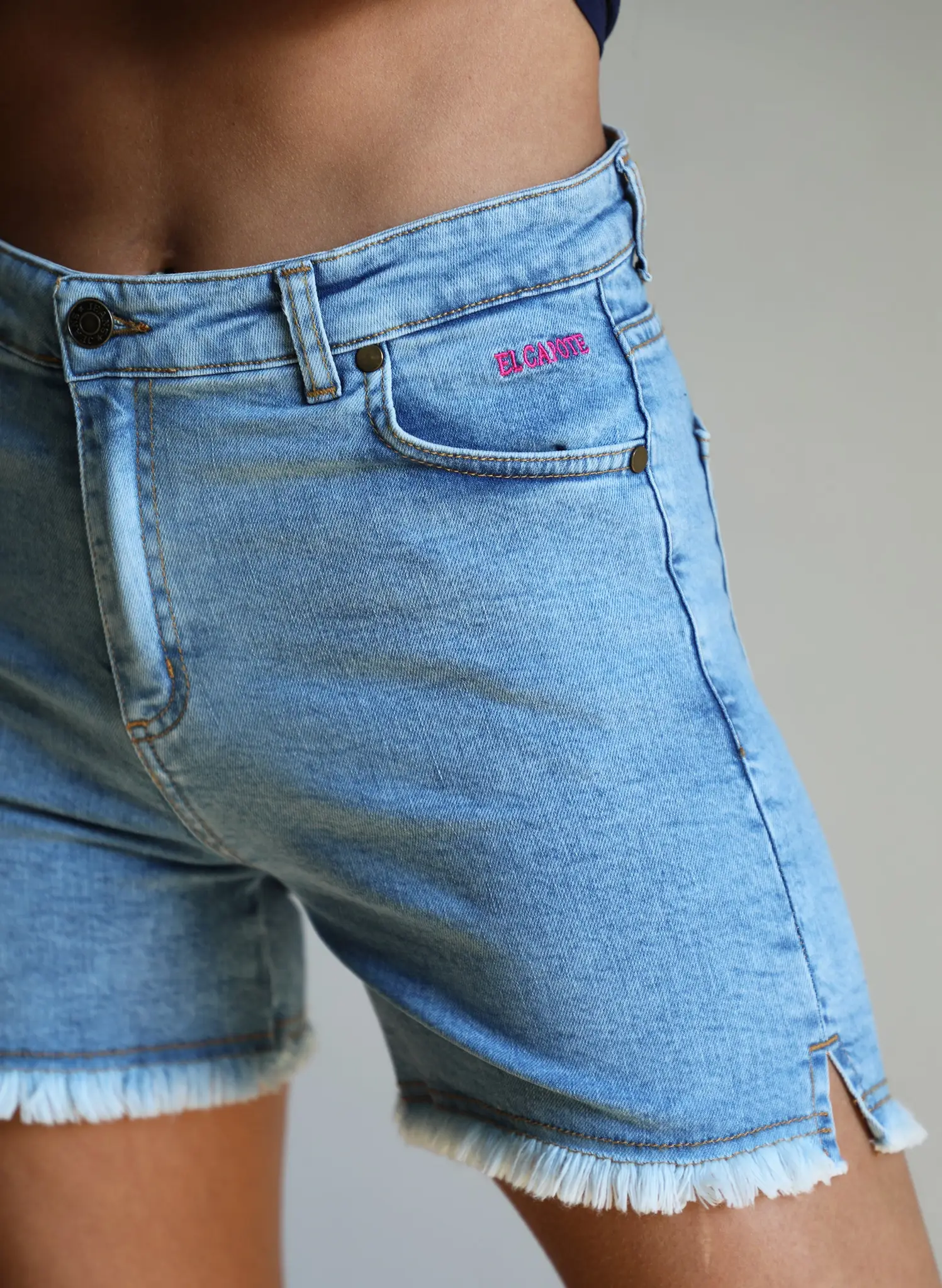 Short Vaquero Azul Mujer - Image 3
