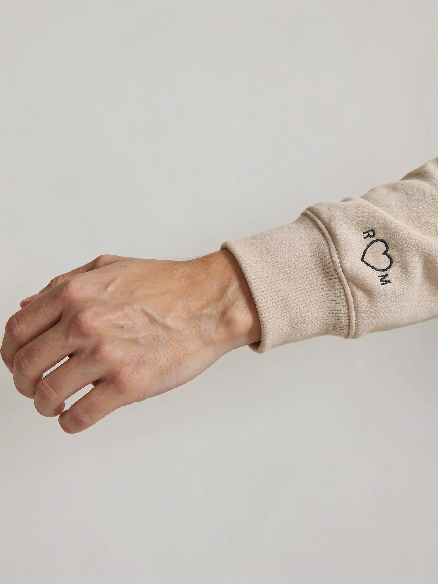 Sudadera Beige "La Gloria" Unisex - Image 3