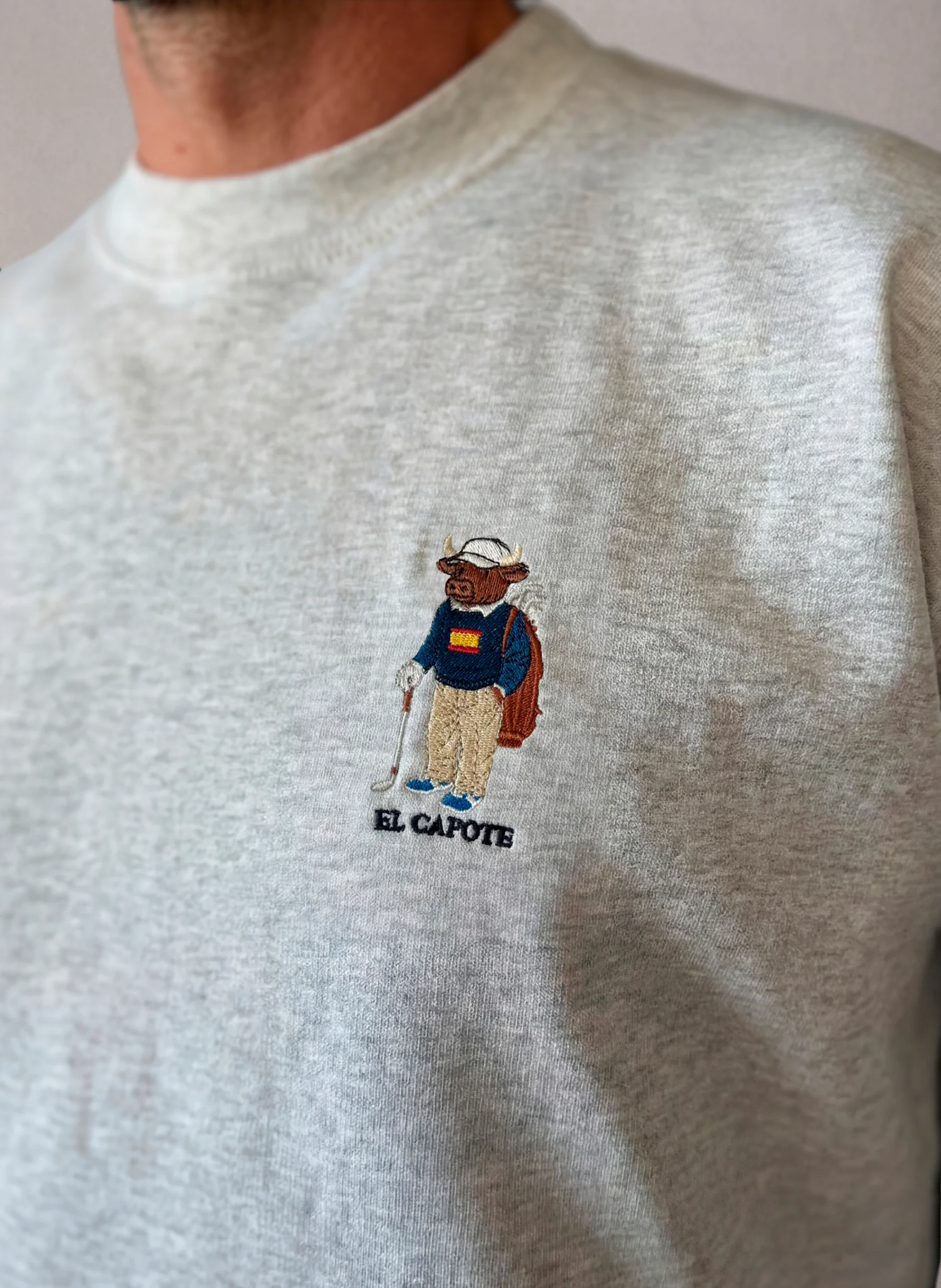 Sudadera Unisex Gris Torito Mujer - Image 4