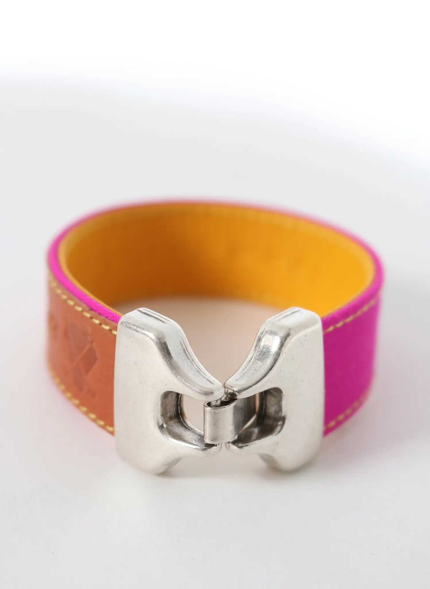 Brazalete Mujer Tela de Capote - Image 3